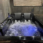 Spa&love Exotic - Balnéo - Sauna - Parking
