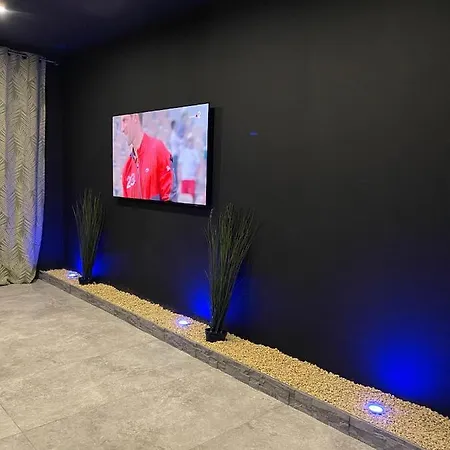 & Exotic - Balneo - Sauna - Parking * Клермон-Ферран